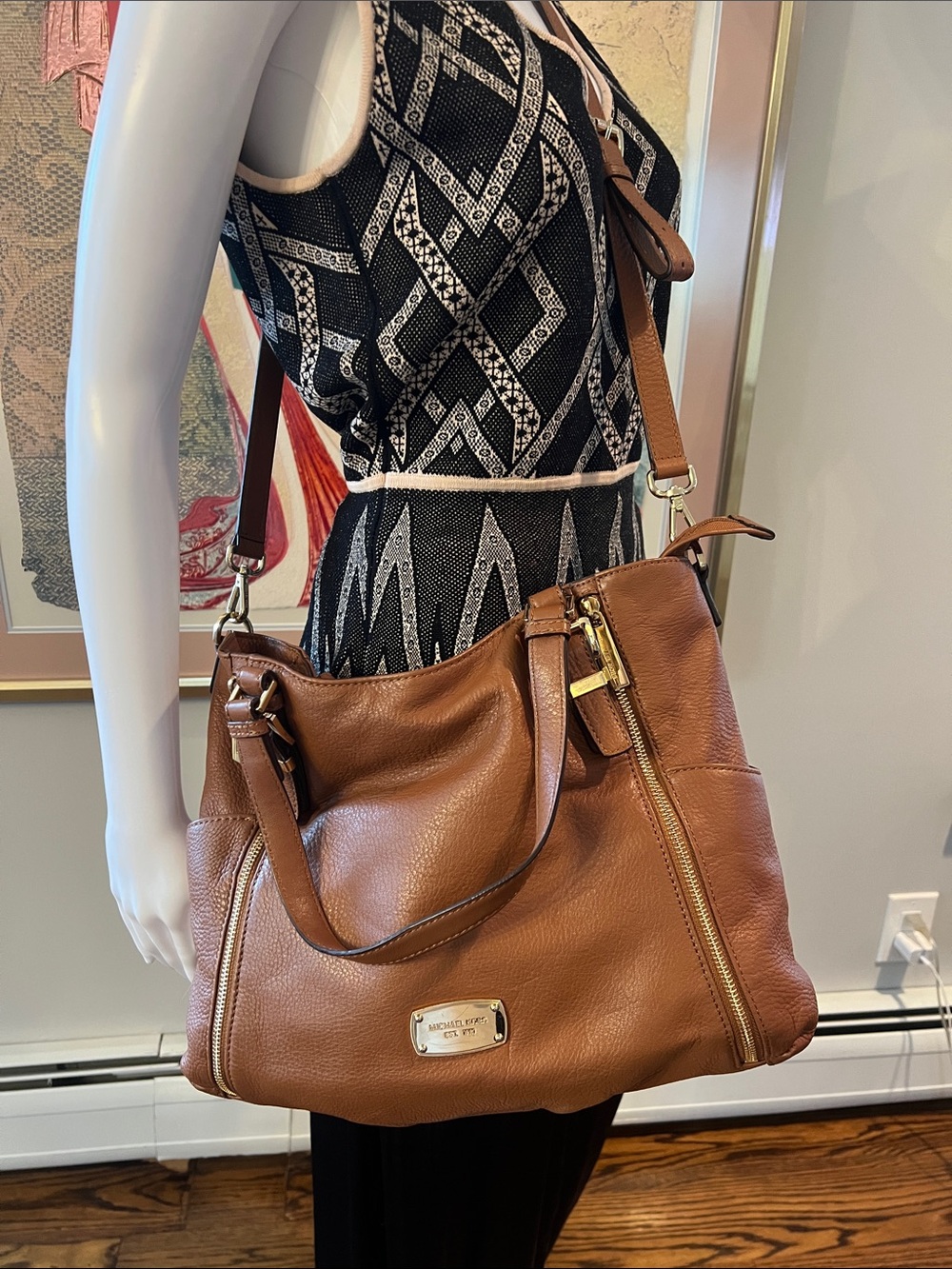 Michael Kors Brown Leather Hobo Shoulder Bag with Gold Hardware